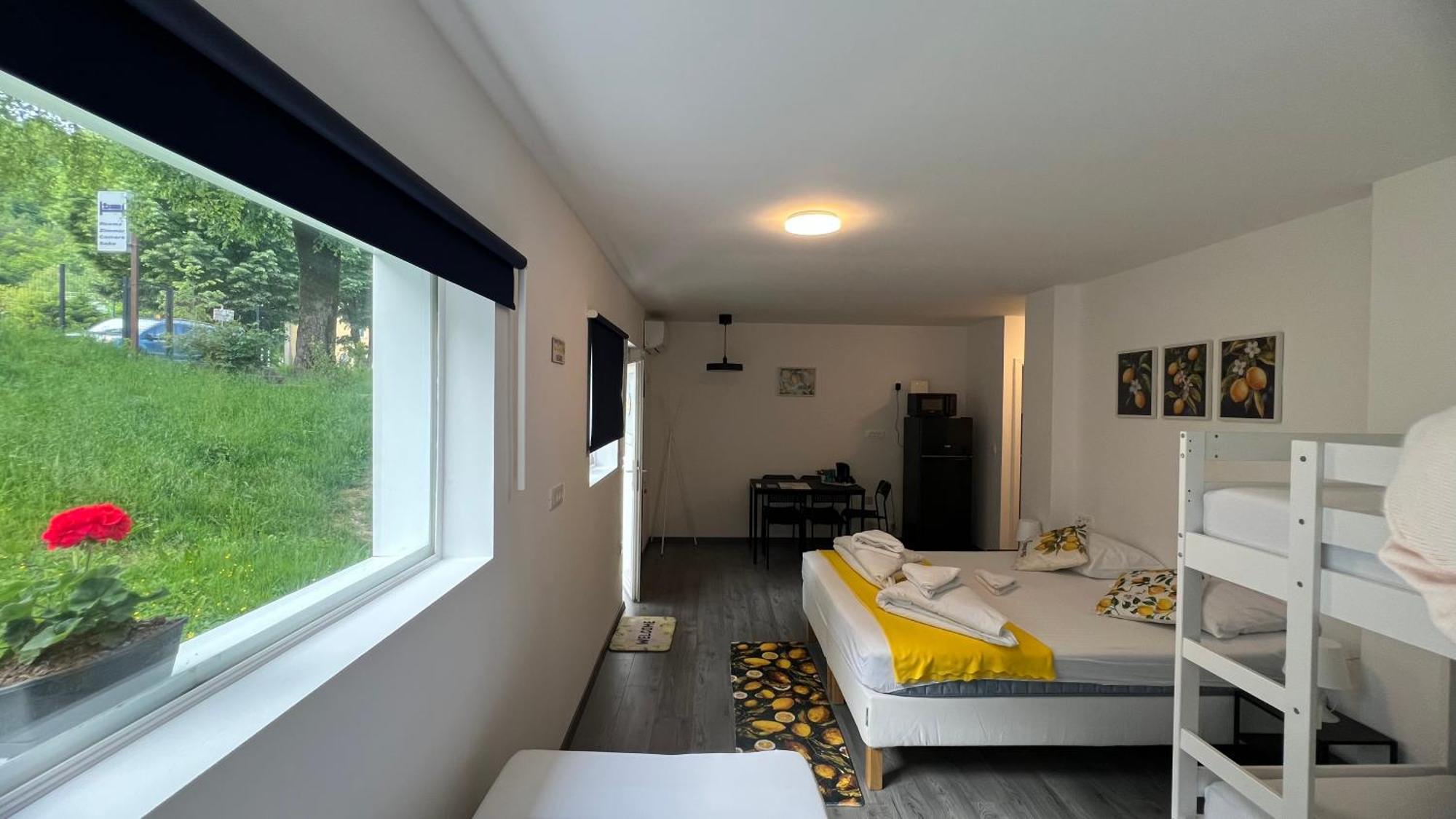 Lemonwood House Hotell Postojna Eksteriør bilde