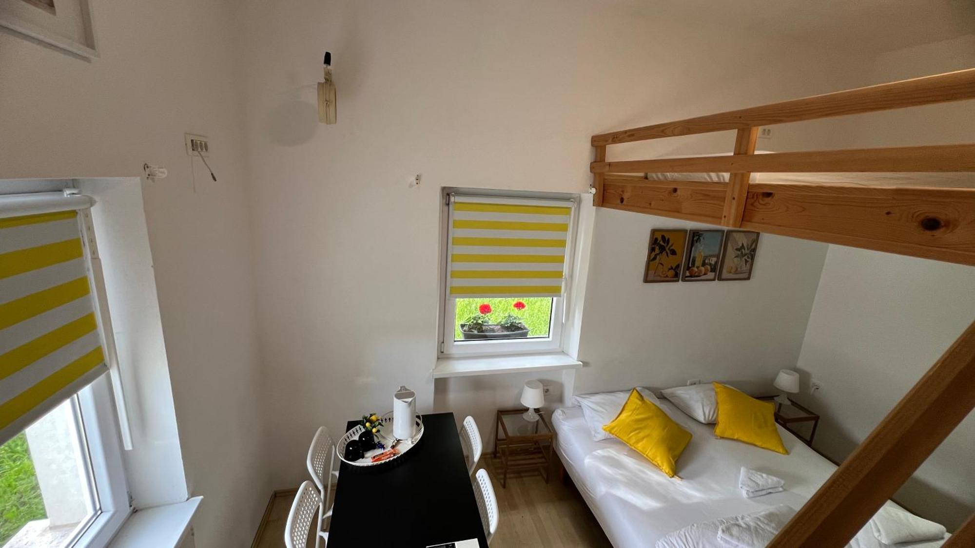 Lemonwood House Hotell Postojna Eksteriør bilde