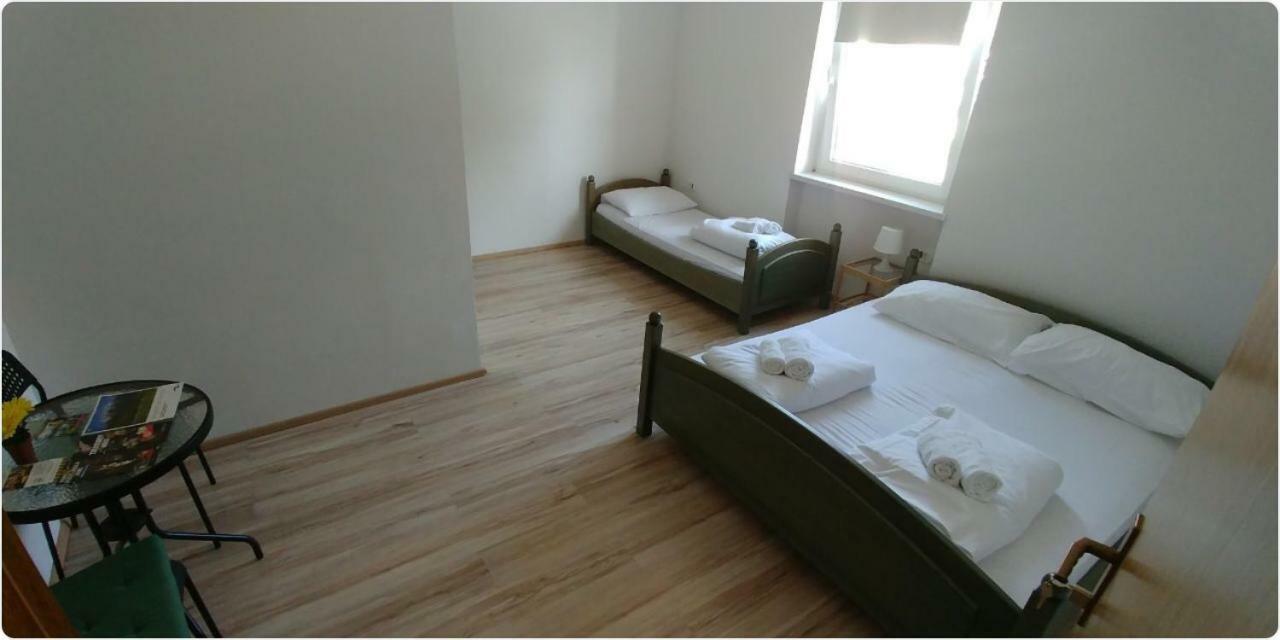 Lemonwood House Hotell Postojna Eksteriør bilde